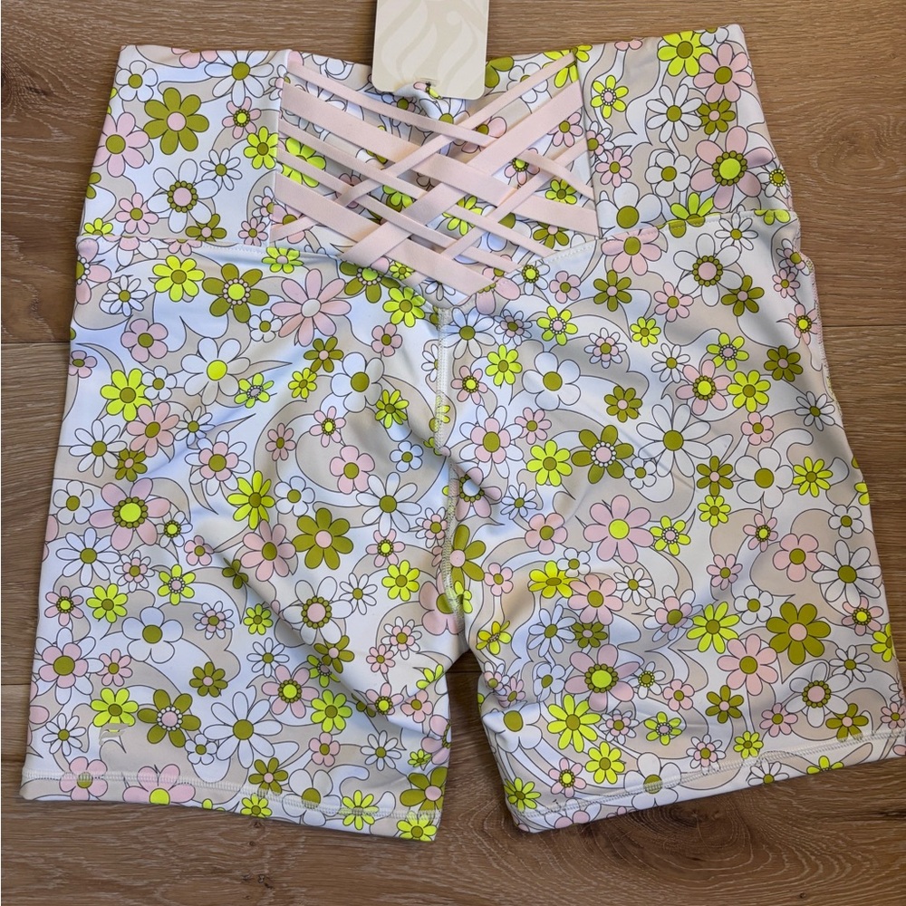Brand New With Tags Fabletics Biker Shorts Floral